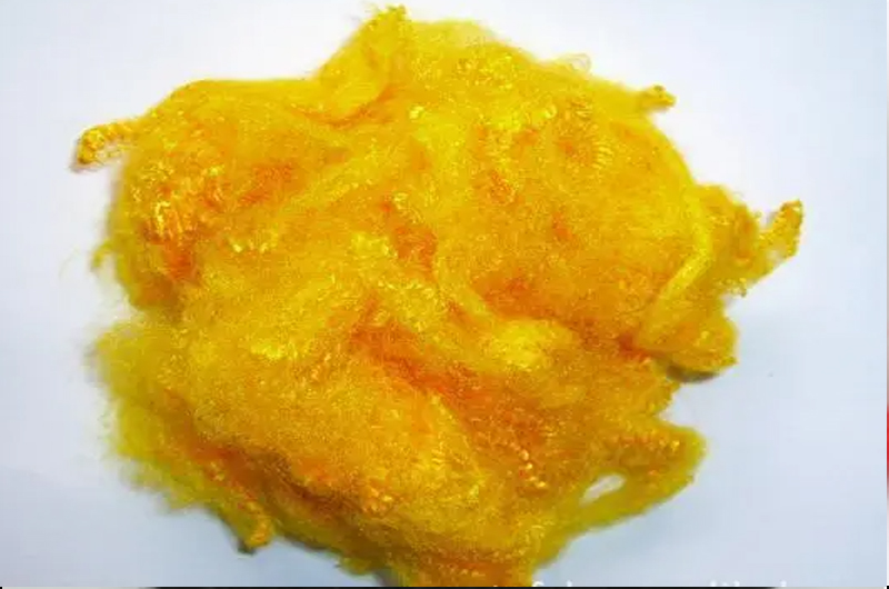 Yellow polyester staple fiber
